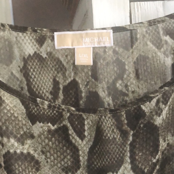 NWOT MICHAEL MICHAEL KORS Sheer Leopard Snake Print Top, L/XL - Picture 3 of 4